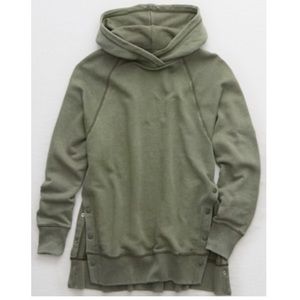 AERIE SIDE SNAP CITY HOODIE